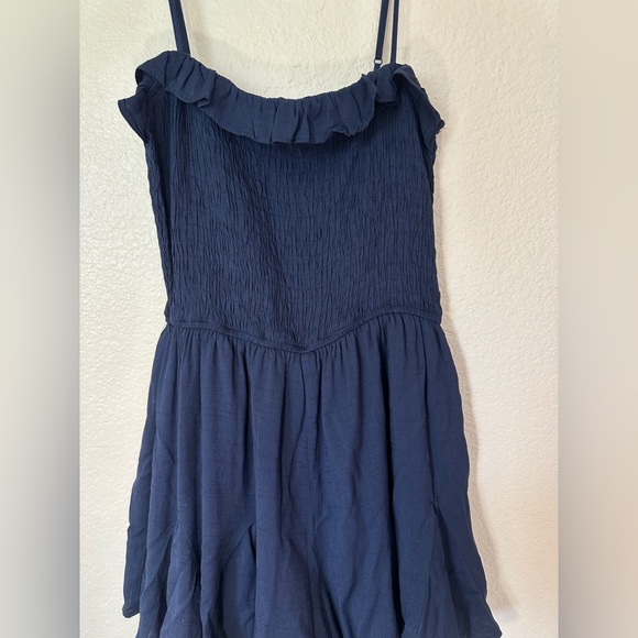 Altar’d State Women’s Navy Blue Romper - Picture 2 of 4
